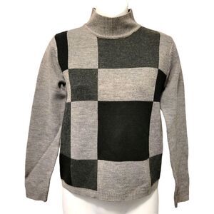 2/$20 Y2K Black & Grey Wool Knitted Sweater 30% Wool Size: Small